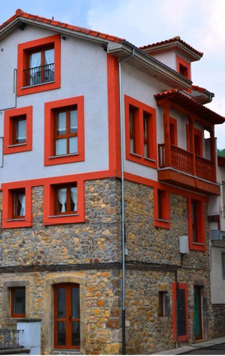 Apartamentos El Pigazu Cangas de Onis Ngoại thất bức ảnh