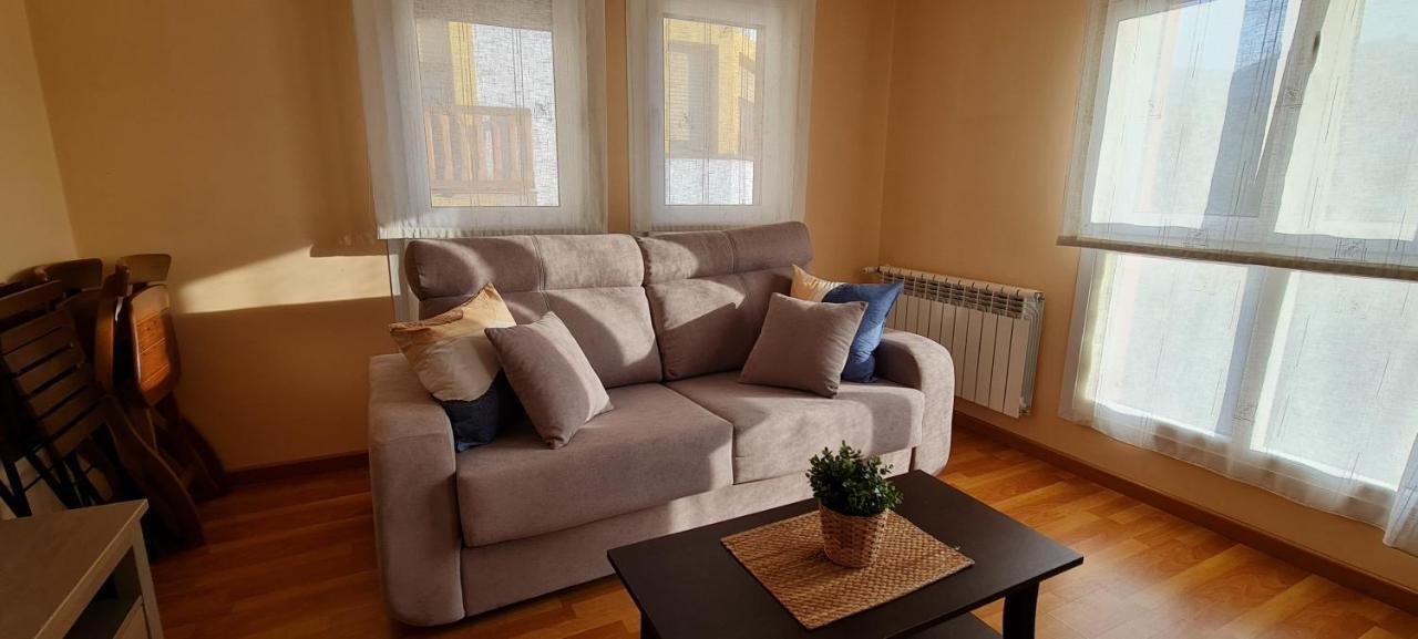Apartamentos El Pigazu Cangas de Onis Ngoại thất bức ảnh