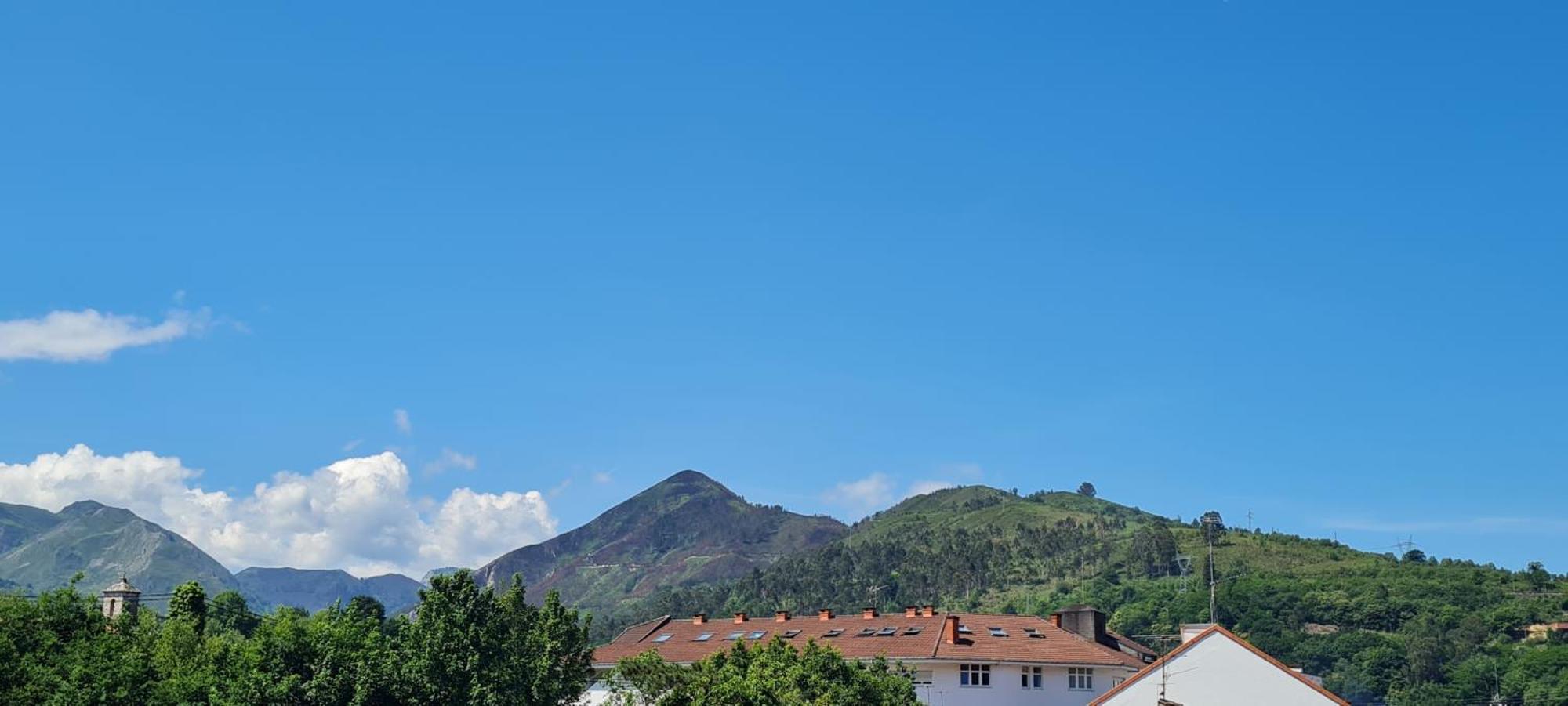 Apartamentos El Pigazu Cangas de Onis Ngoại thất bức ảnh