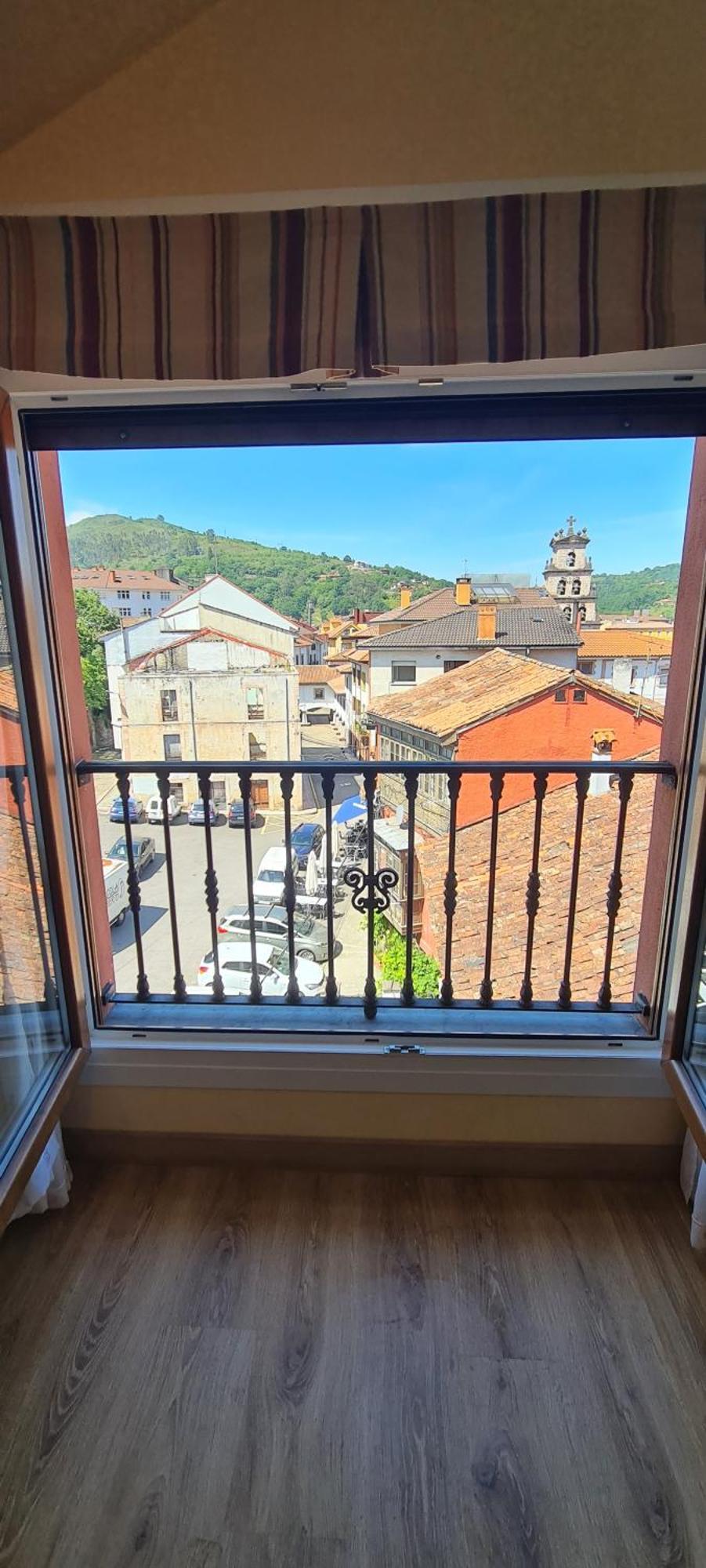 Apartamentos El Pigazu Cangas de Onis Ngoại thất bức ảnh